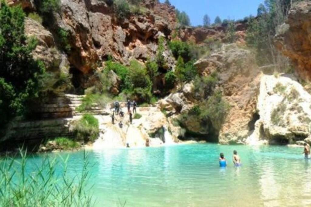 Cabana De Madera Especial Y Acogedora Cardenete Kültér fotó