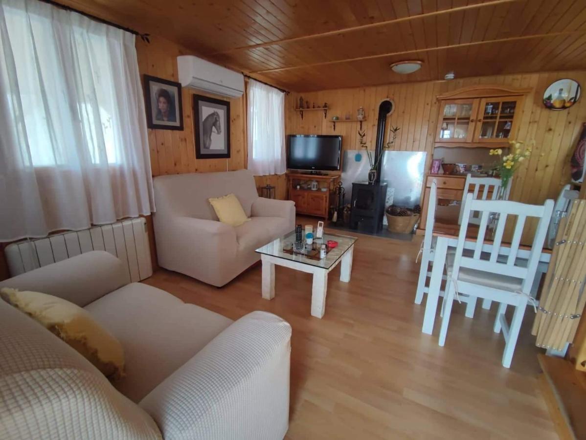Cabana De Madera Especial Y Acogedora Cardenete Kültér fotó