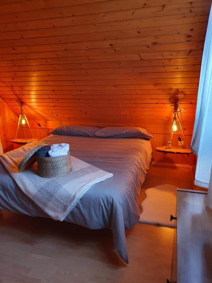 Cabana De Madera Especial Y Acogedora Cardenete Kültér fotó